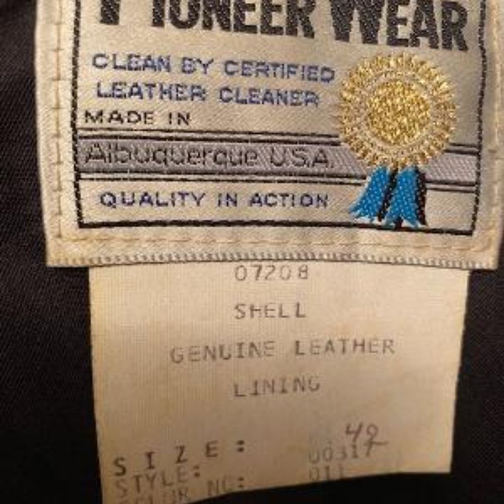 Pioneer Wear Leather Vest - Picture 6 of 6